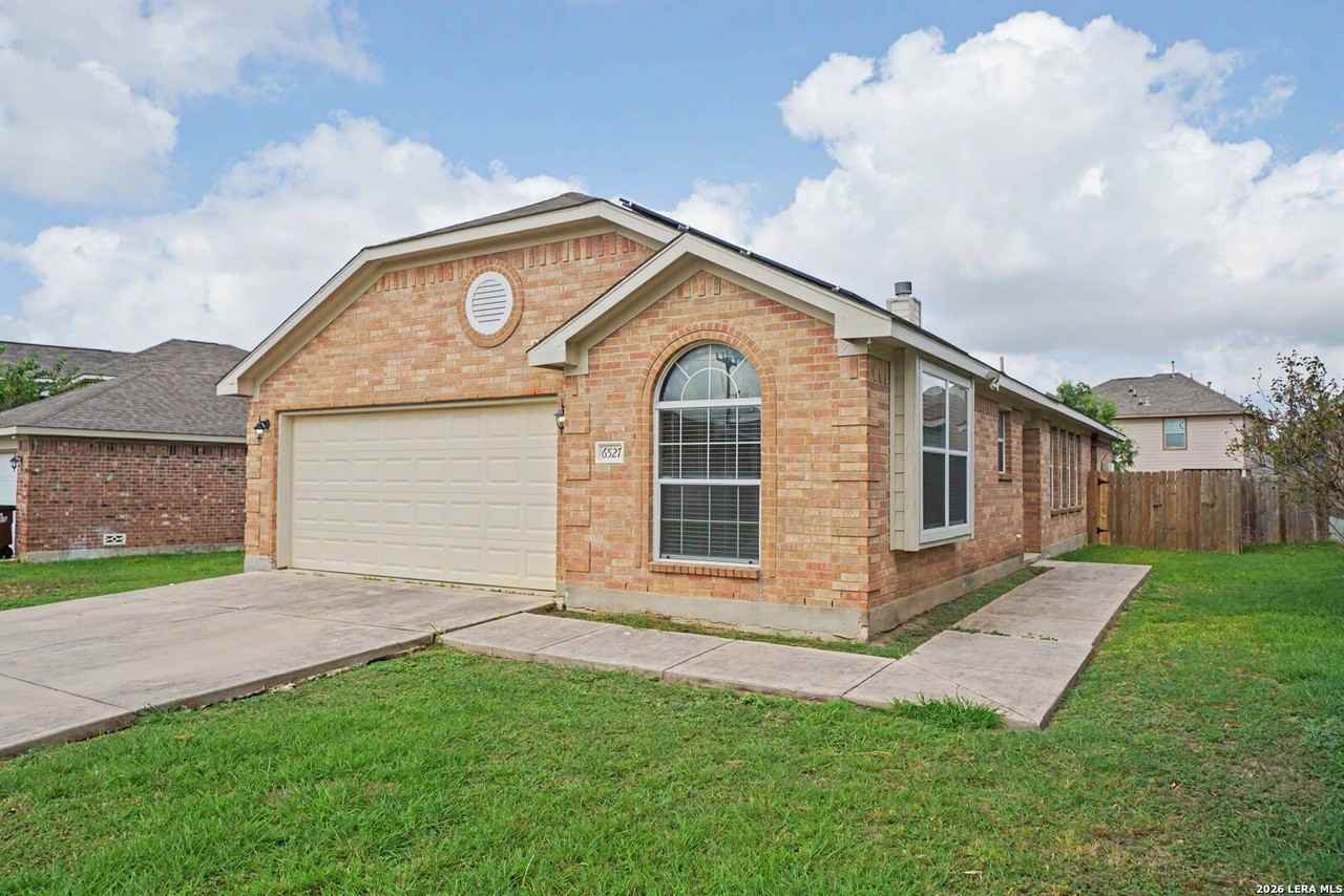 6527 Candleview Ct - Photo 5 of 36