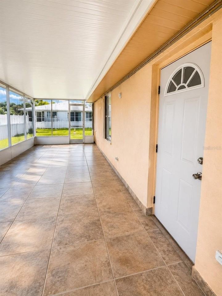 440 W Tarpon Blvd Nw - Photo 3 of 40
