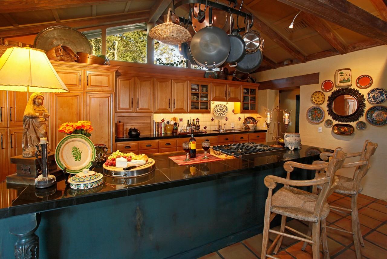 1420 La Cima Rd - Photo 7 of 17