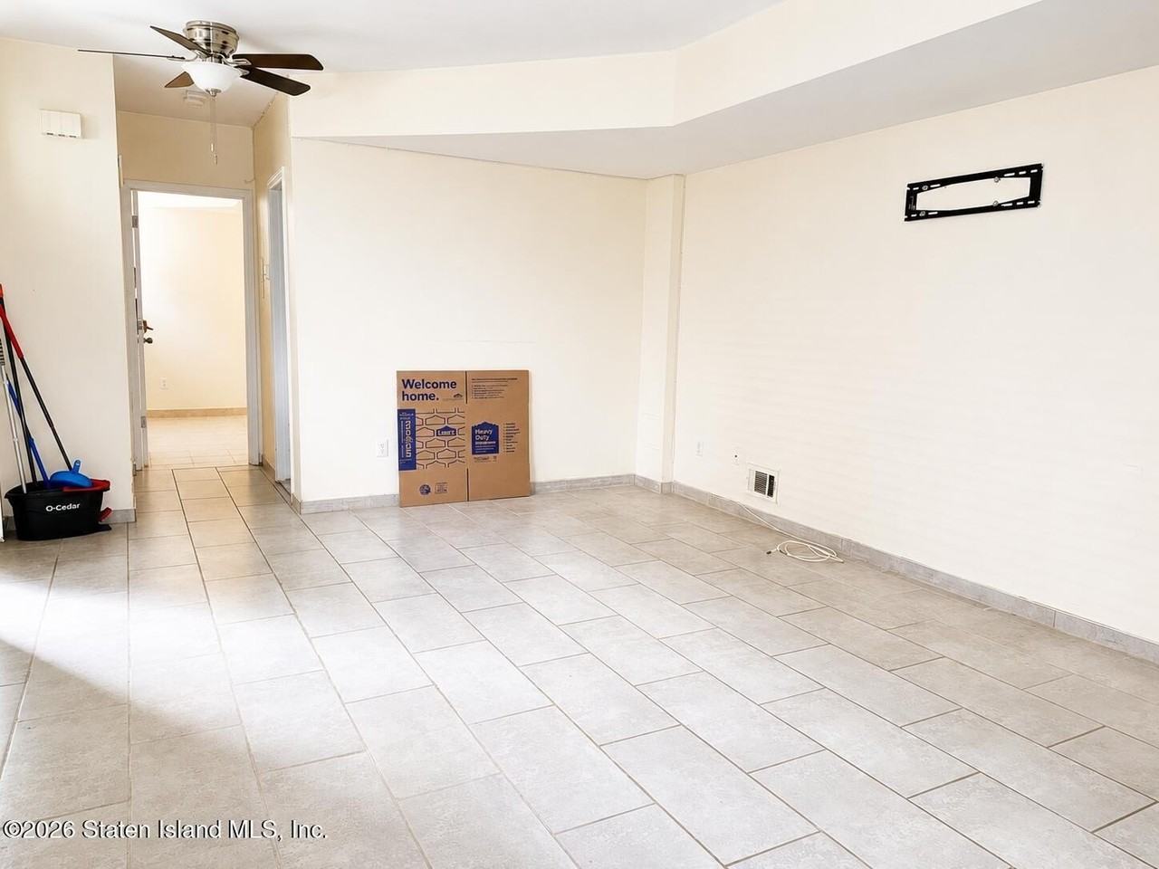 126 Mallow St - Photo 2 of 4