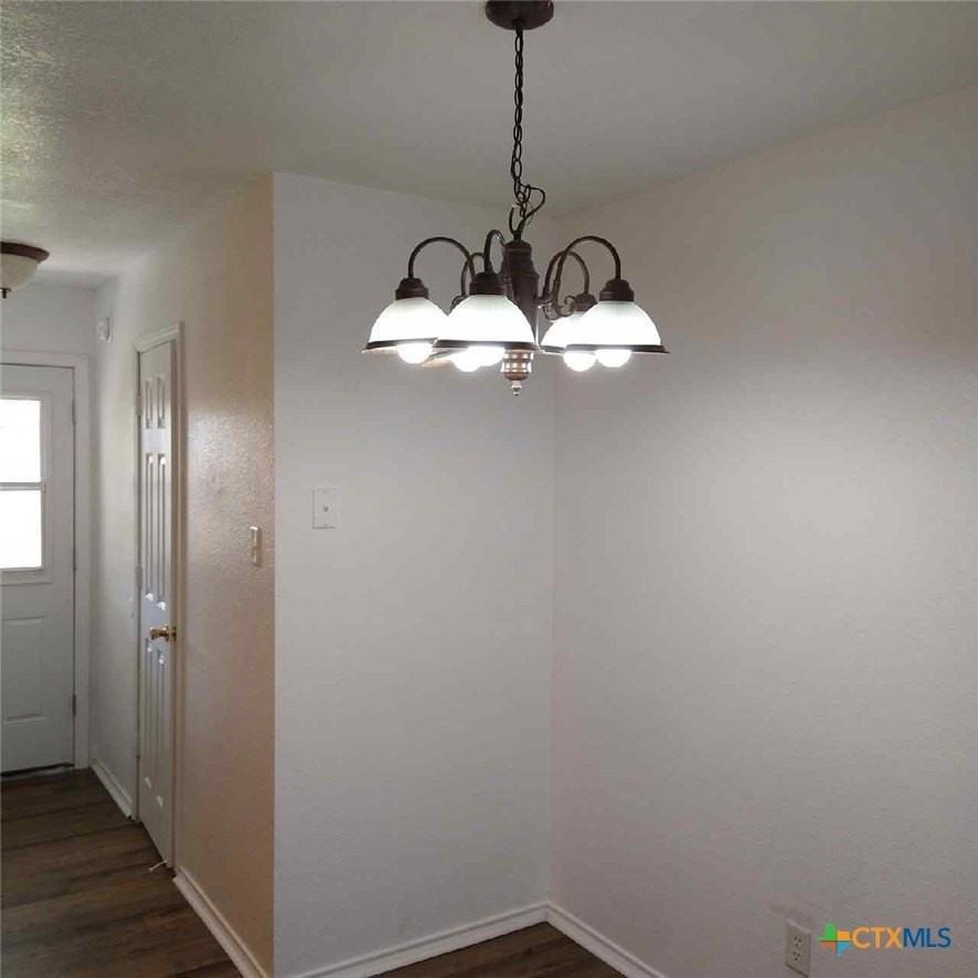 105 Valley Cir #C - Photo 5 of 16