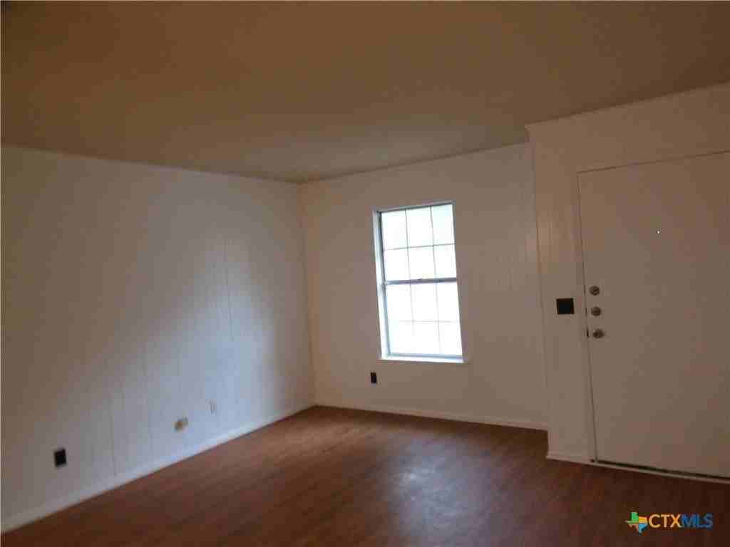 505 Buttercup #507 - Photo 6 of 15