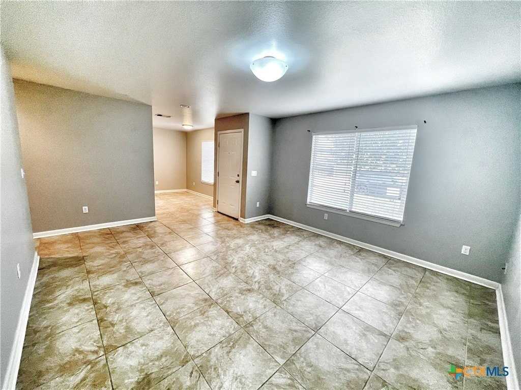 1768 Kuehler Ave - Photo 6 of 18