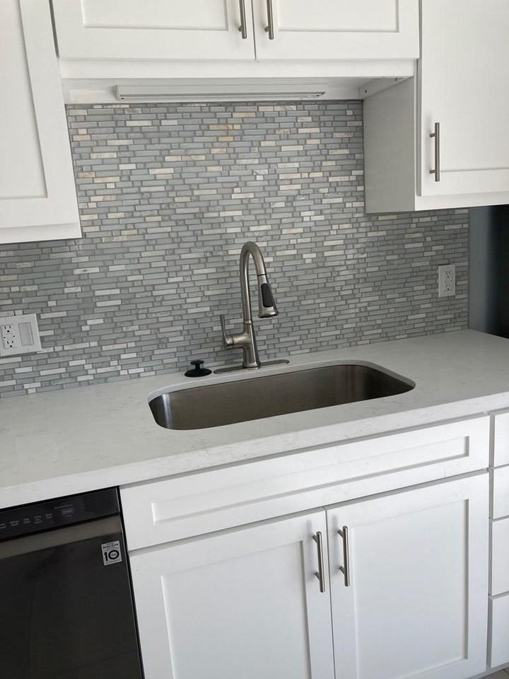 1657 N Shore Dr - Photo 4 of 15