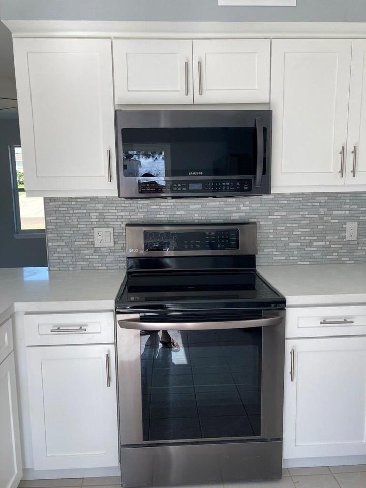 1657 N Shore Dr - Photo 6 of 15