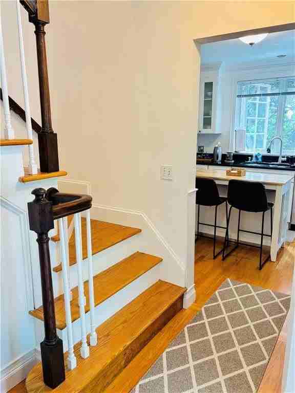 571 Bellevue Ave #2 - Photo 7 of 9