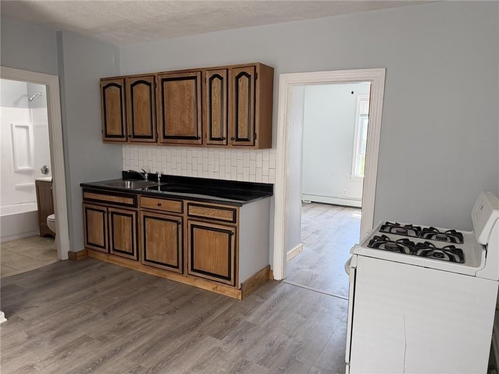 159 Elm St - Photo 3 of 12