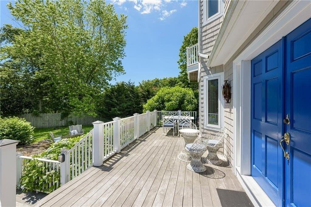 39 Brenton Rd - Photo 3 of 40