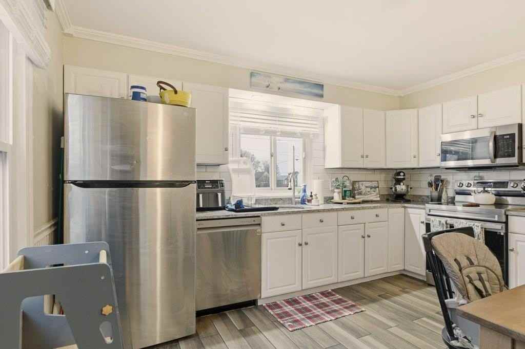 23 Cypress St - Photo 6 of 29