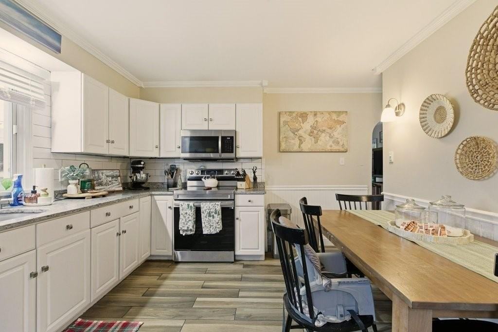 23 Cypress St - Photo 7 of 29