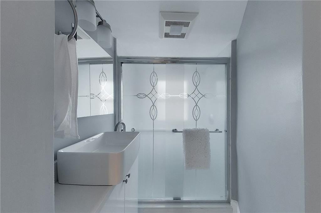 382 Spring St #2 - Photo 4 of 19