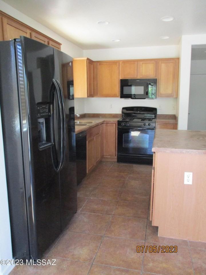 14375 S Camino El Galan - Photo 7 of 27