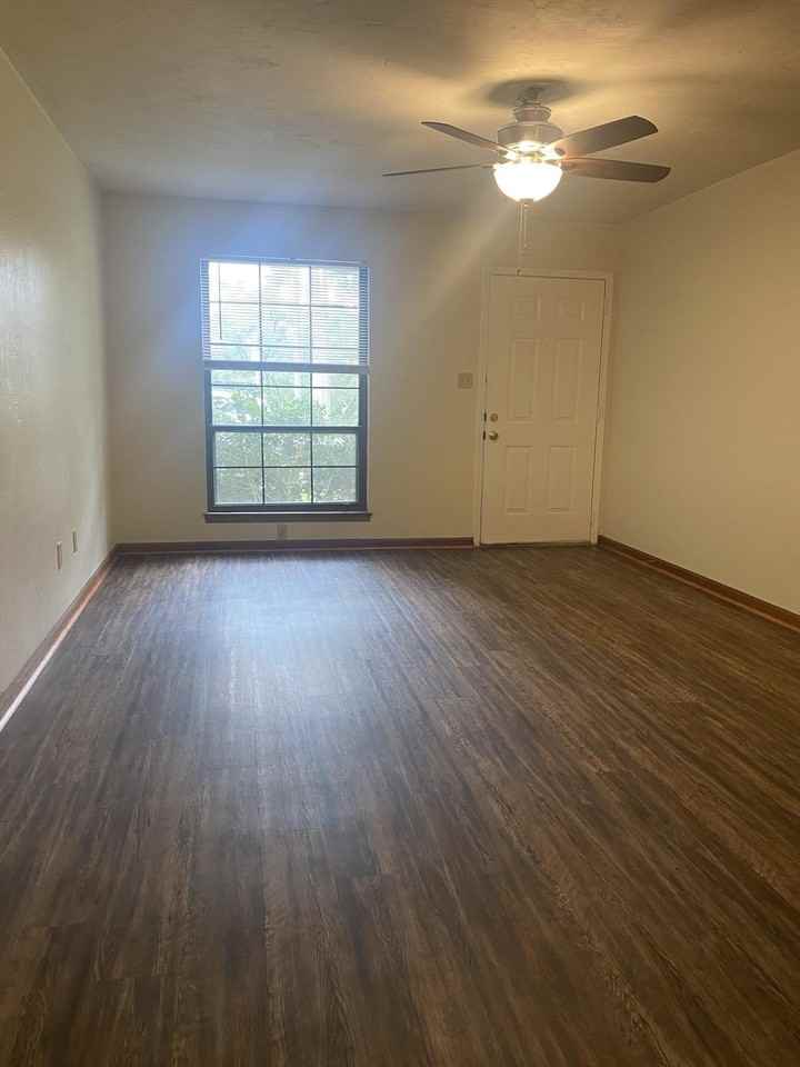 2086 Pats Pl - Photo 6 of 13