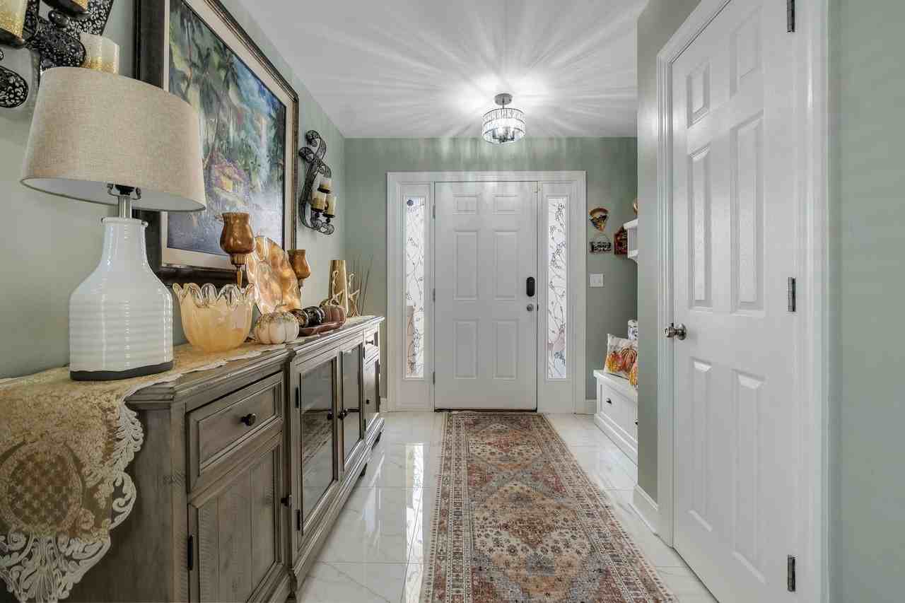 4800 Silent Creek Ln - Photo 6 of 49