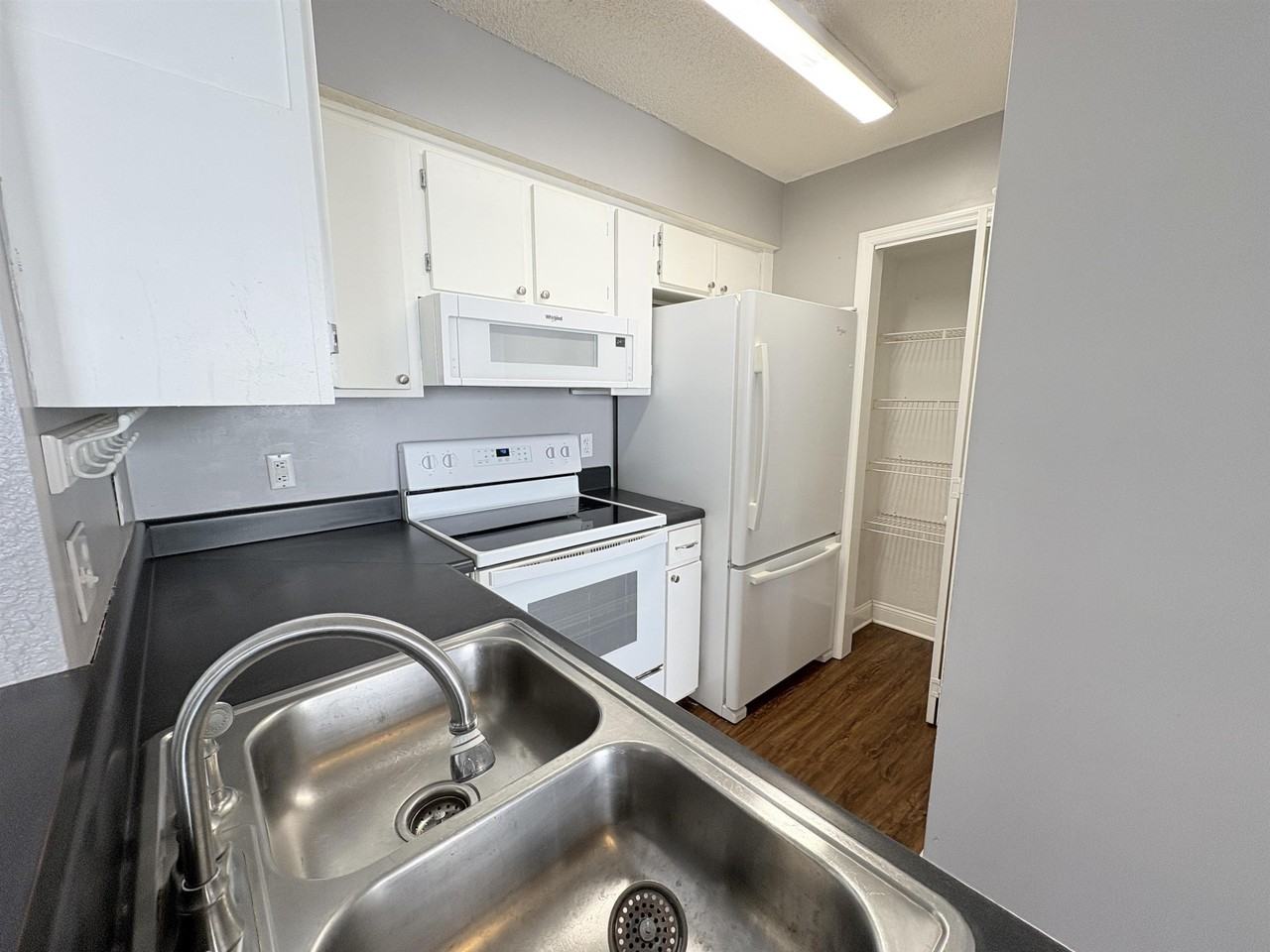 2486 Nugget Ln - Photo 7 of 27