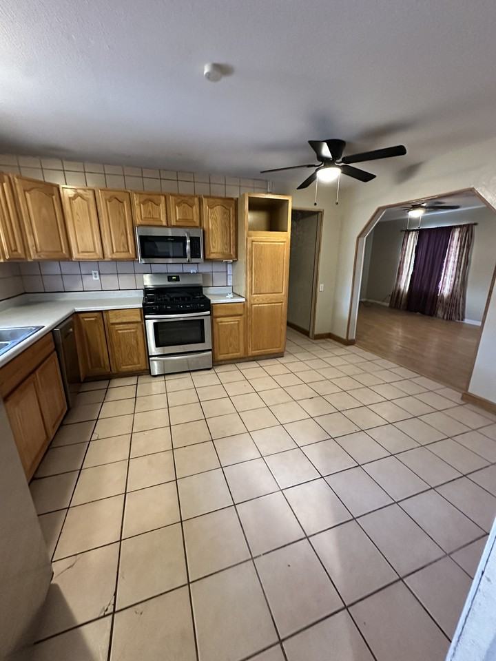 10301 Rio Puerco Trl Sw #1 - Photo 6 of 16