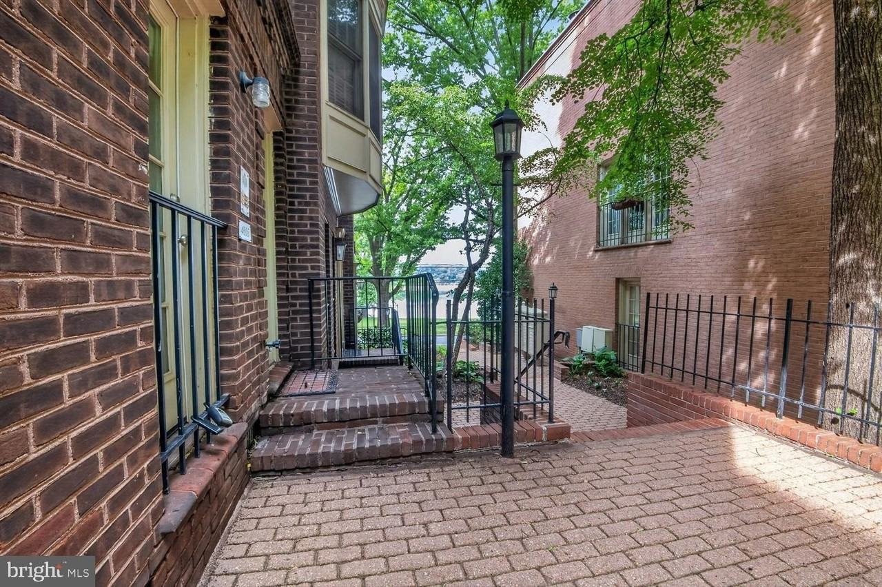 4605 Macarthur Blvd Nw #A - Photo 2 of 14