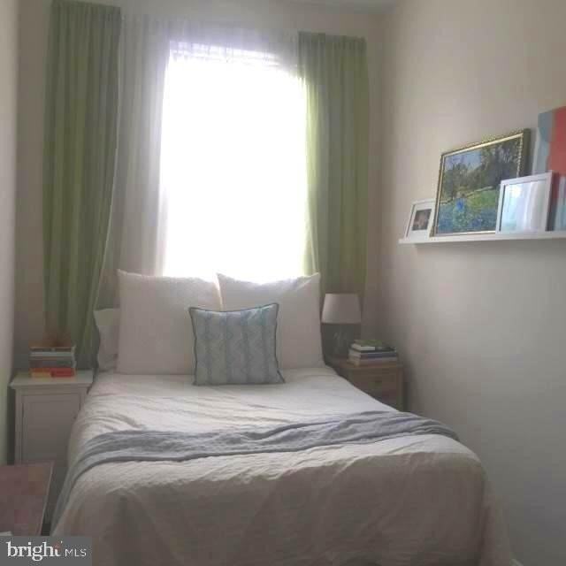 1456 Corcoran St Nw #2 - Photo 6 of 11