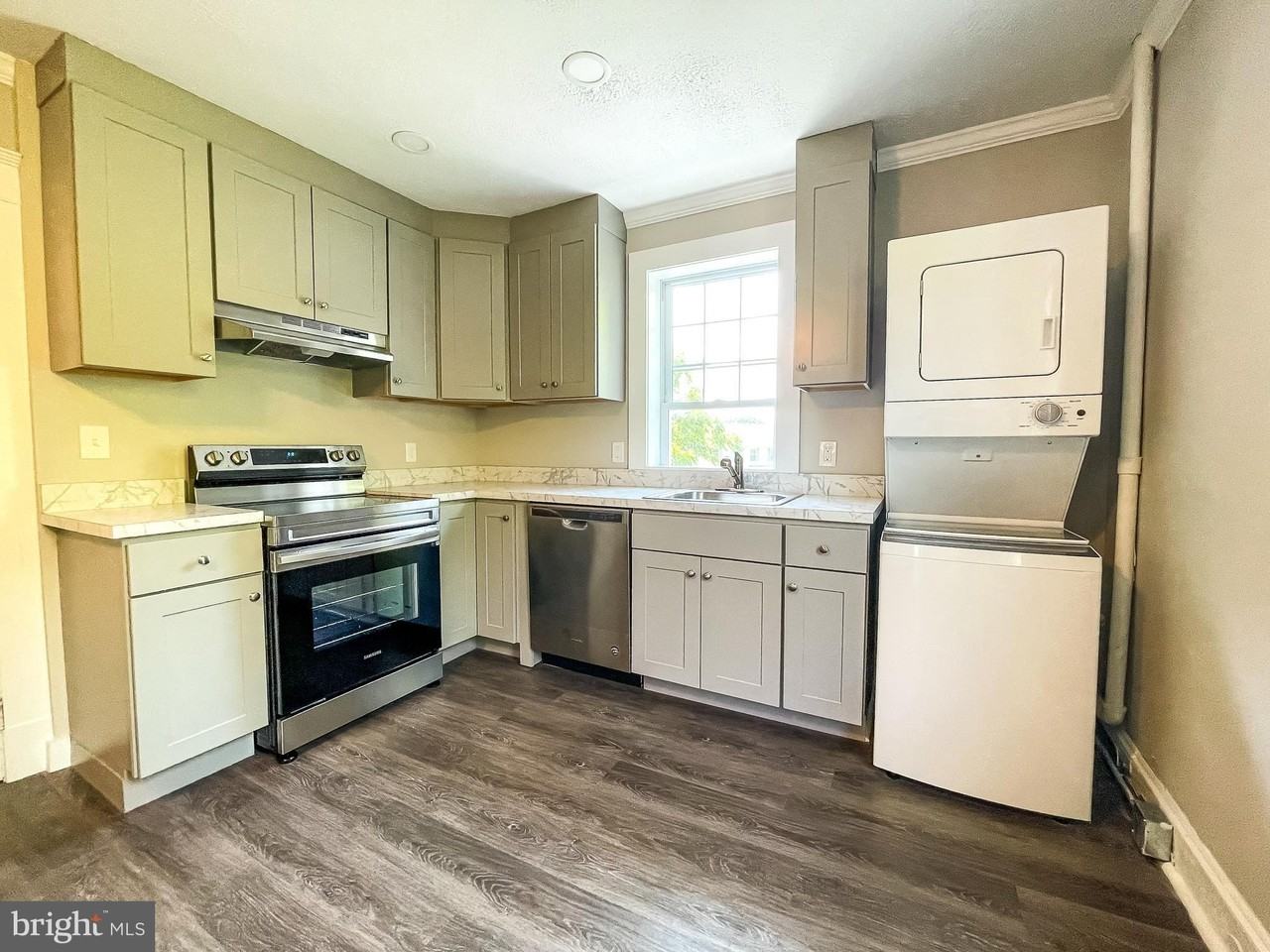 3 Elliott Rd #2 - Photo 6 of 24