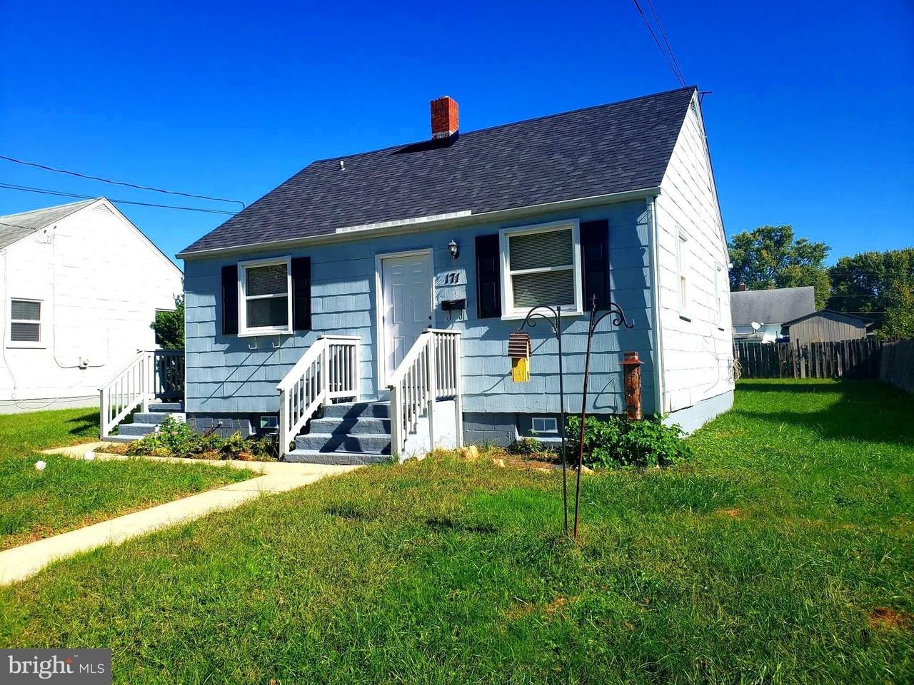 171 W Deen Ave - Photo 2 of 17