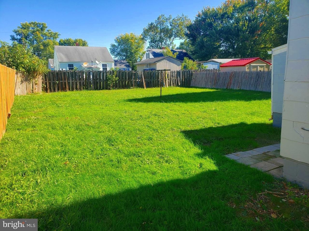 171 W Deen Ave - Photo 4 of 17