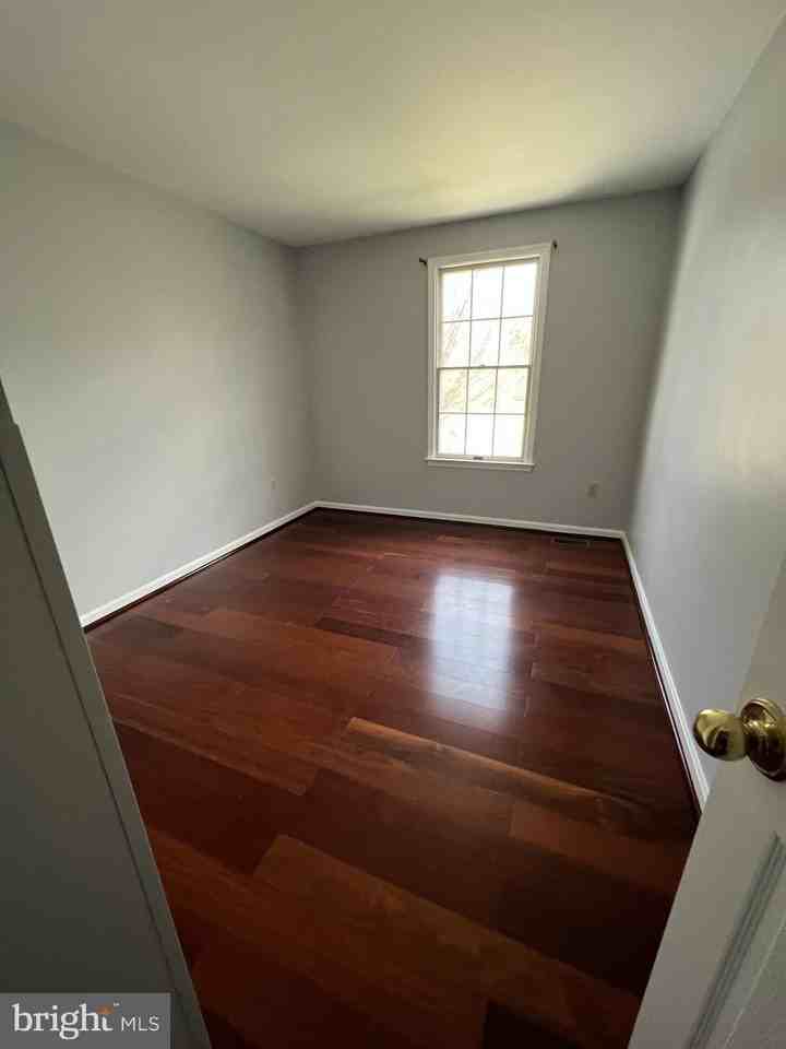 6910 Raven Ln - Photo 5 of 14