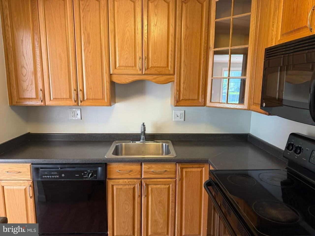13206 Holdridge Rd - Photo 7 of 14