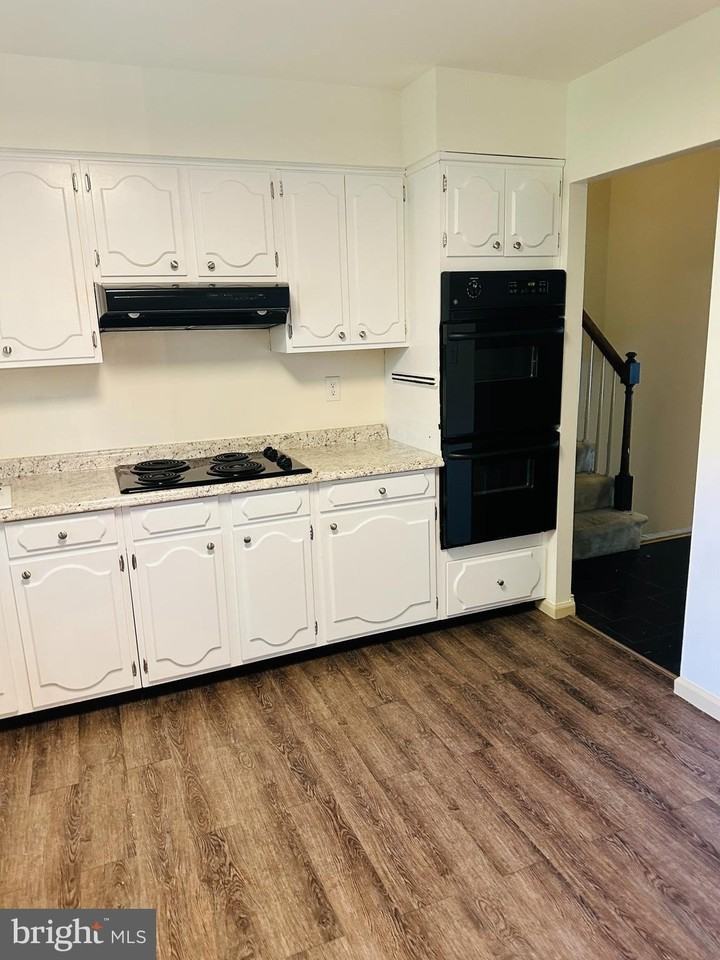 7213 Righters Mill Rd - Photo 6 of 16