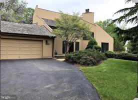 featured image of 3013 Courtside Rd