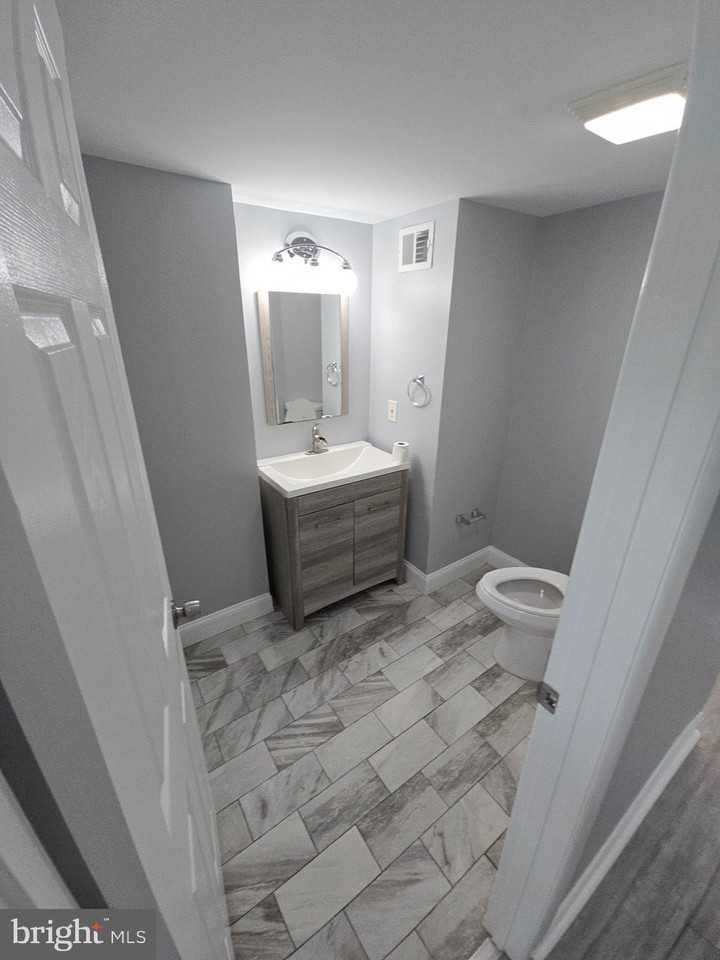 3013 Courtside Rd - Photo 4 of 13