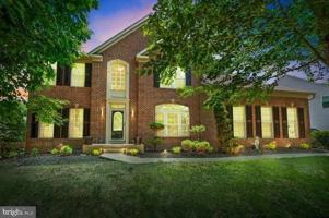 featured image of 12104 Guinevere Pl