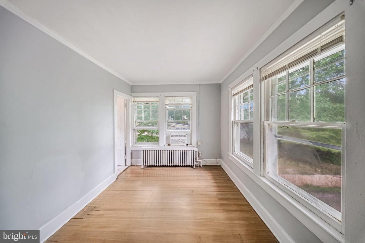4605 Calvert Rd #202 - Photo 2 of 11