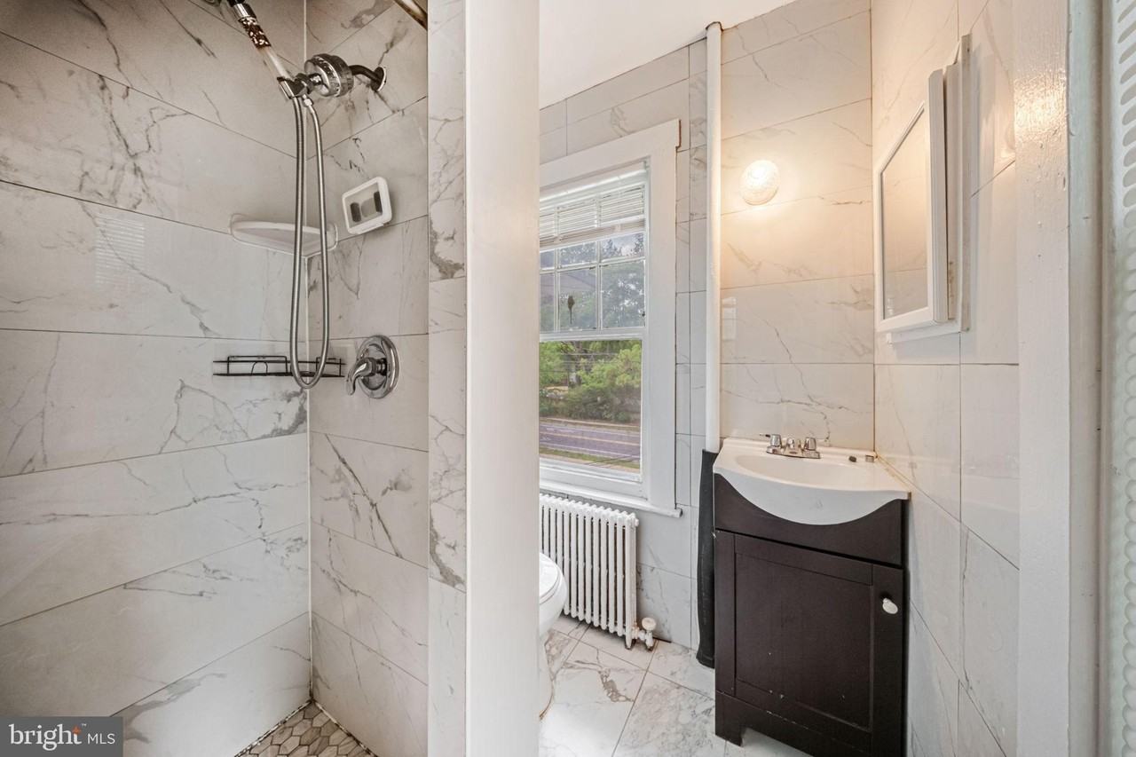 4605 Calvert Rd #202 - Photo 4 of 11
