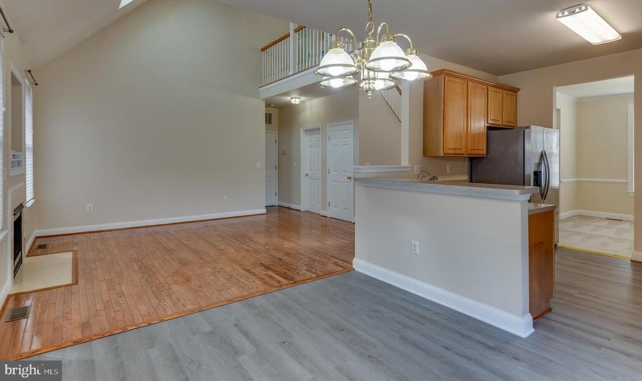 45921 Altman Ct - Photo 3 of 26