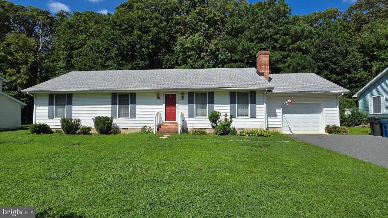 29305 Pin Oak Way