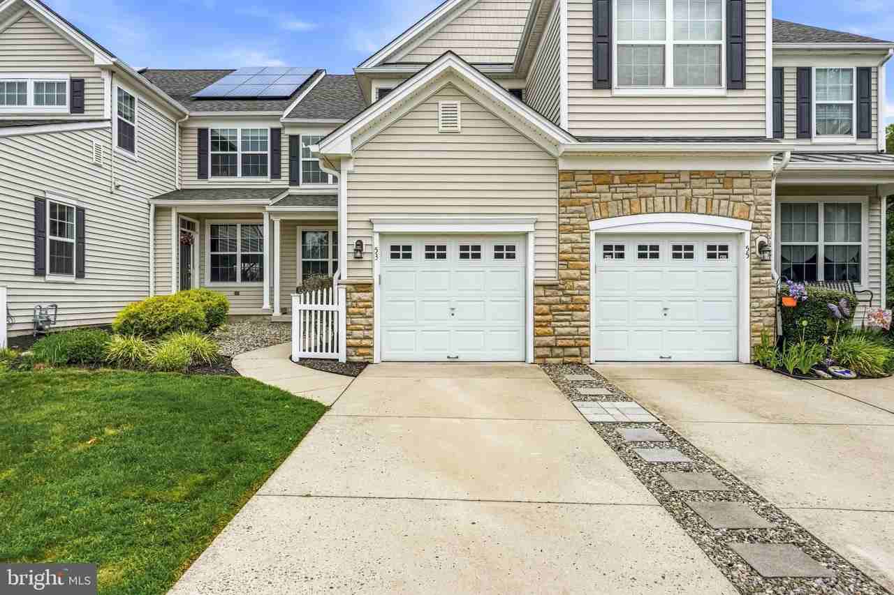 53 OVERLOOK Drive - Photo 3 of 50