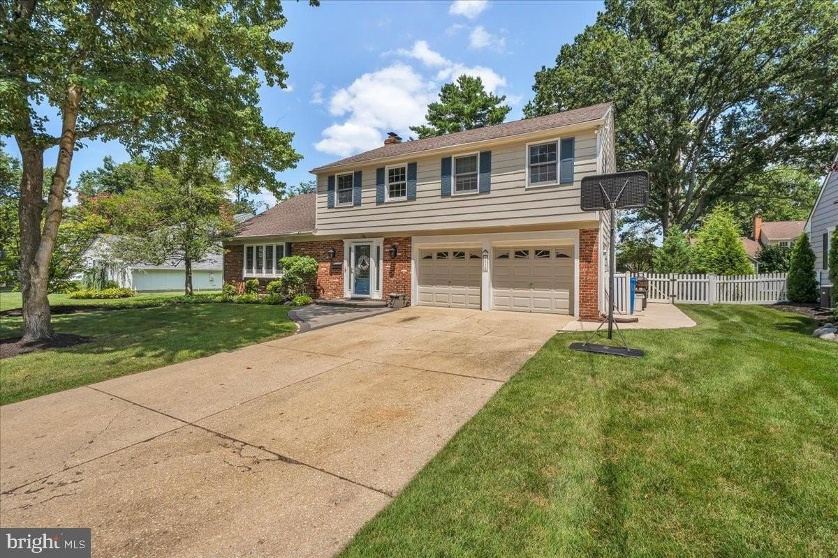 118 Fenwick Rd - Photo 2 of 24
