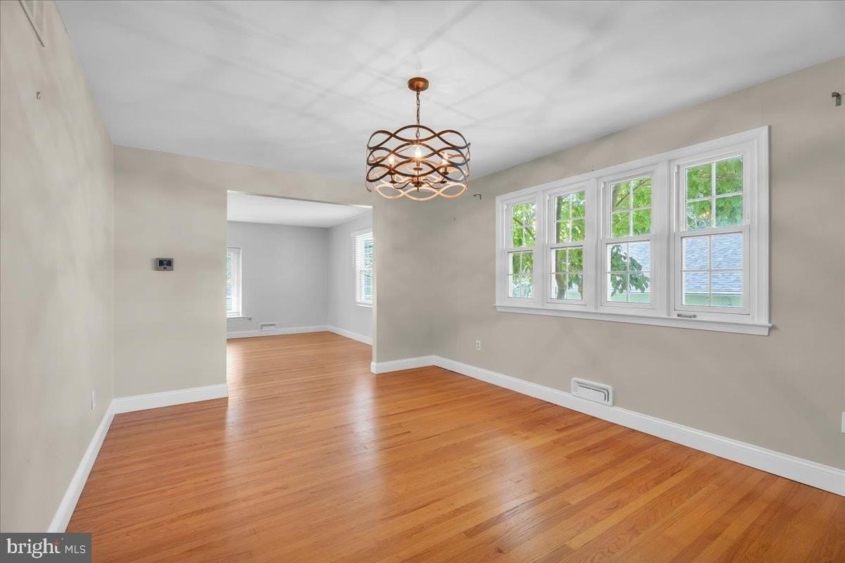 118 Fenwick Rd - Photo 5 of 24