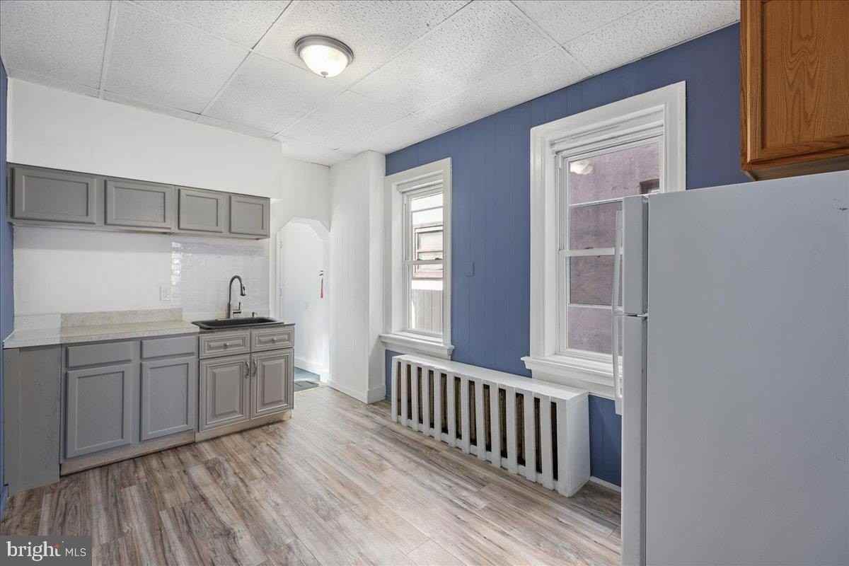 231 S Broadway - Photo 6 of 27