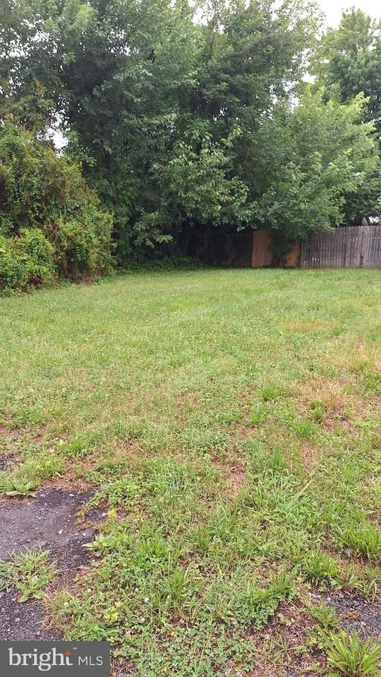 2 W Park Ave #B - Photo 2 of 2