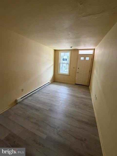 123 W King St - Photo 2 of 5