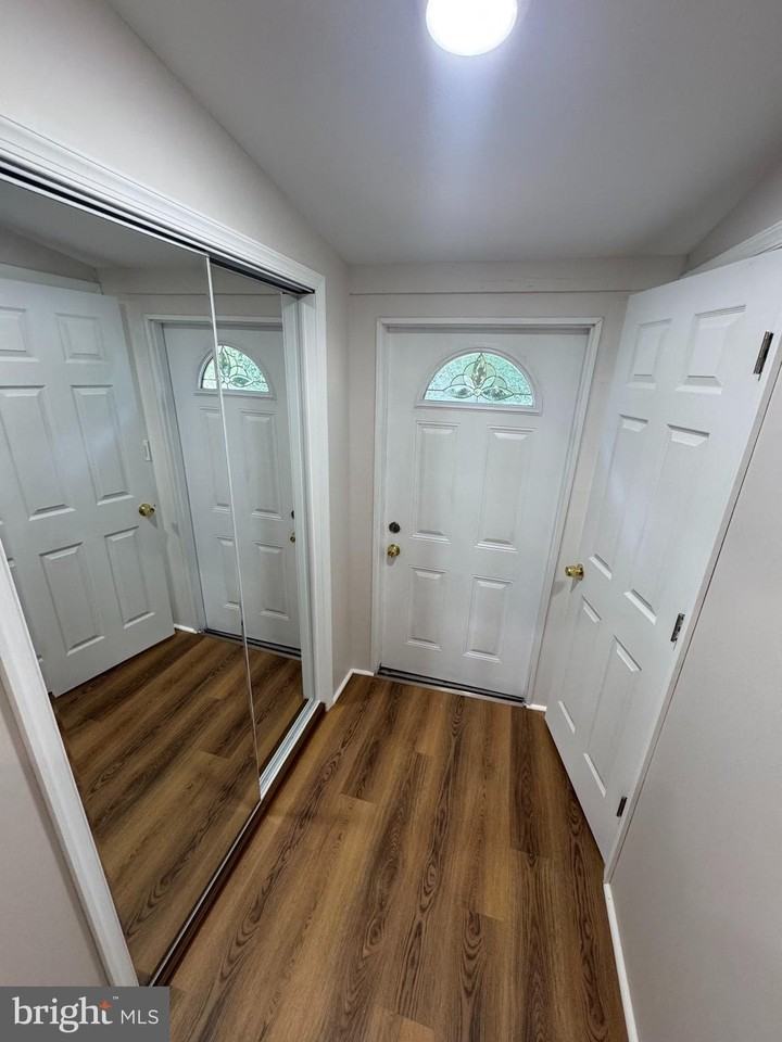 683 Knowles Ave - Photo 7 of 15