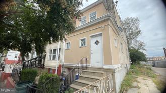 4405 N Lawrence St #2 - Photo 1 of 1