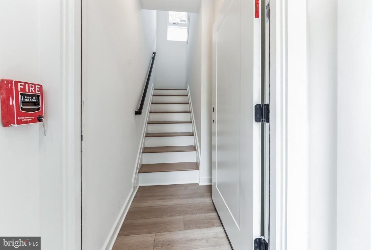 4061 Powelton Ave #RB - Photo 4 of 20