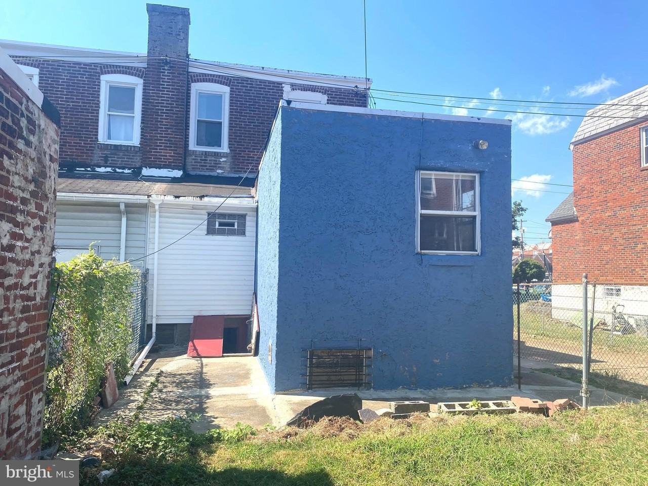 2241 Knorr St - Photo 5 of 27