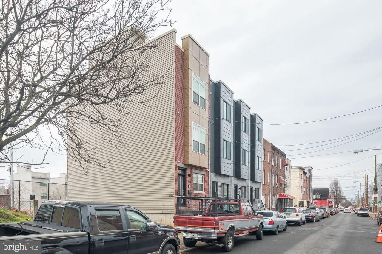2531 N Mascher St - Photo 2 of 23