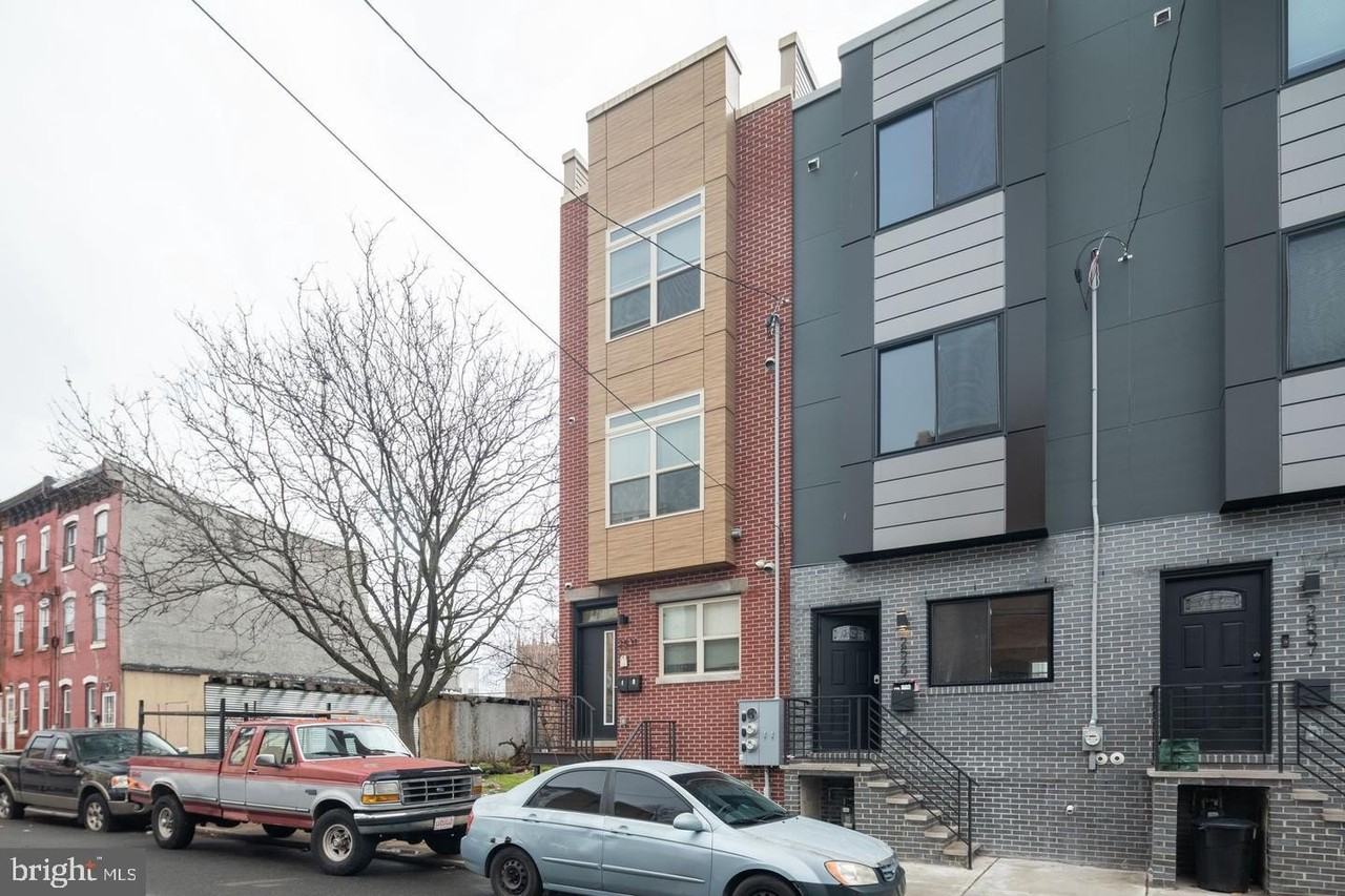2531 N Mascher St - Photo 3 of 23