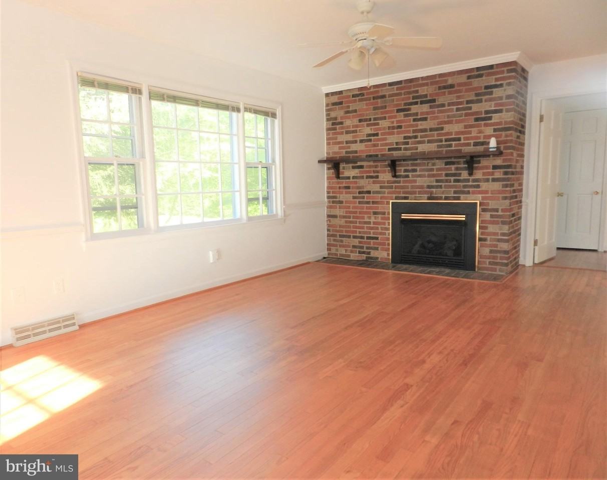 108 Wilderness Ln - Photo 3 of 27