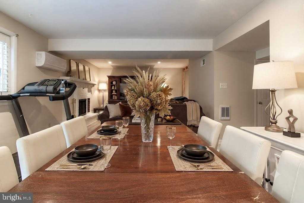 6034 Chesterbrook Rd #B - Photo 6 of 34