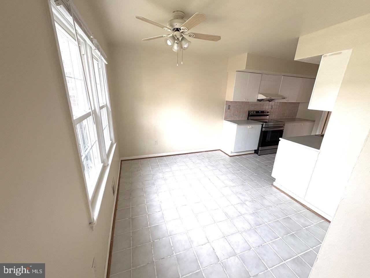 3156 Cedar Grove Dr - Photo 3 of 21